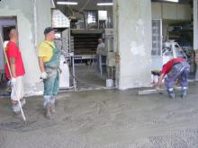 Posadzka BETONOWA UTWARDZALNA POWIERZCHNIOWO materiałem FLOR-TOP