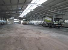 Kompleksowo - chudy beton , podkład betonowy  oraz posadzka epoksydowa Flowcrete