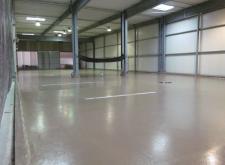  KOMPLEKSOWO- Chudy beton spadkowany, Podkład betonowy spadkowany , posadzka epoksydowo-kwarcowa powierzchnia 1400m2
