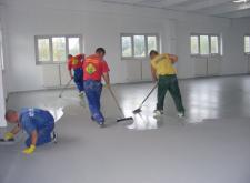 Posadzka EPOKSYDOWO - KWARCOWA TEMAFLOOR P 300 firmy TIKKURILA